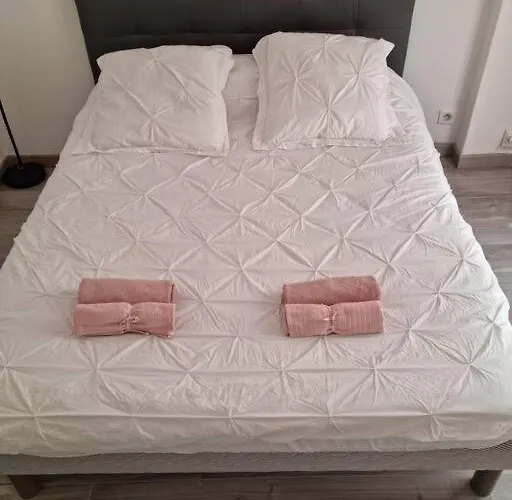 2 Pieces